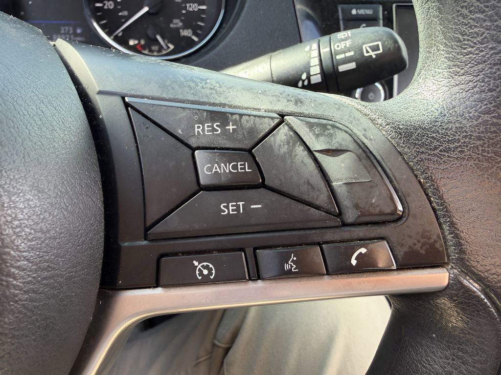 Used 2019 Nissan Rogue Sport S image 33