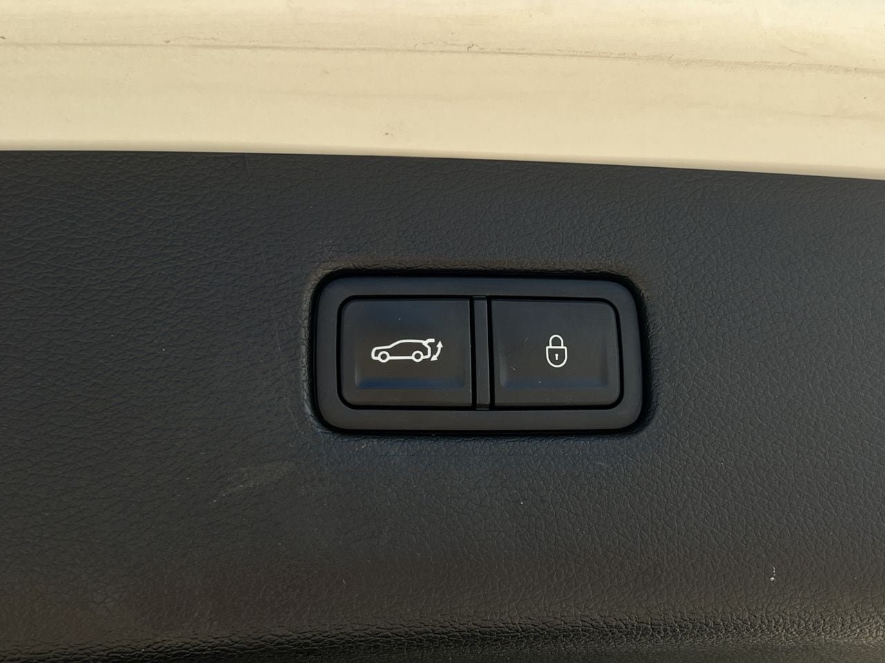 Used 2024 Genesis GV80 2.5T AWD/4WD image 28
