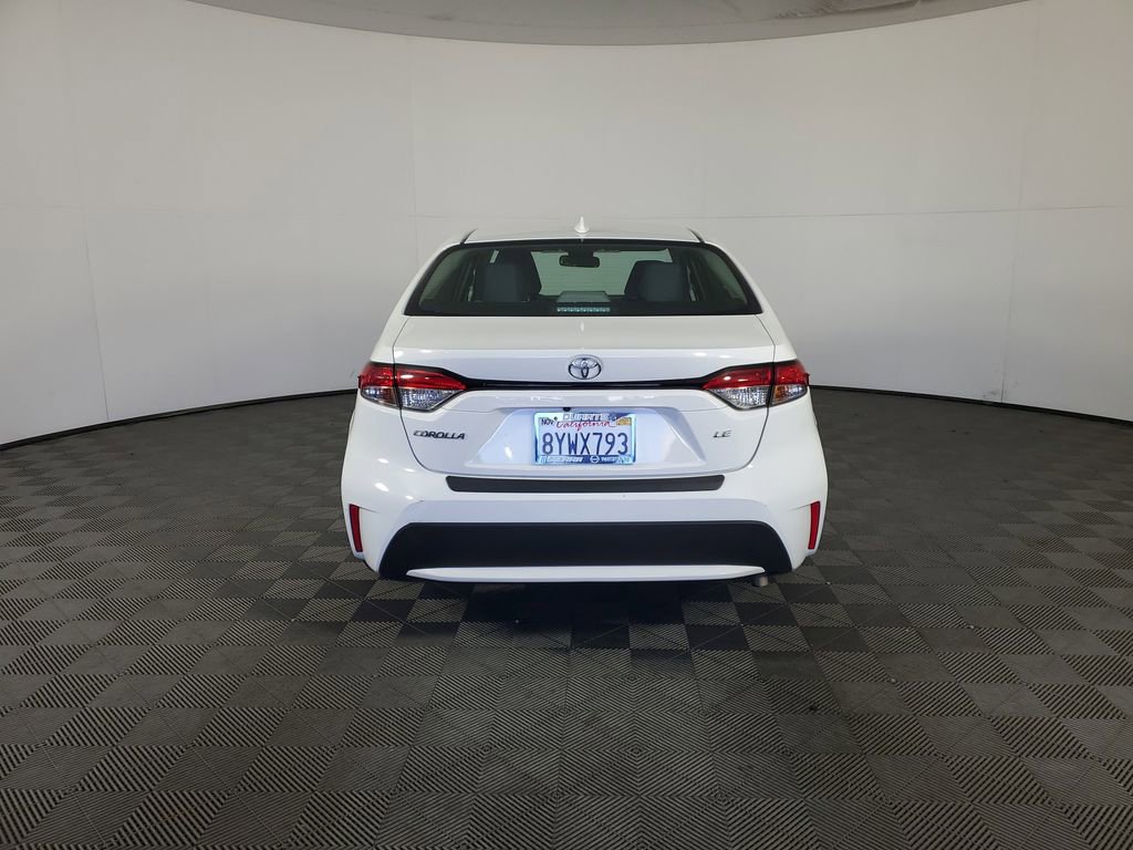Used 2022 Toyota Corolla LE image 5