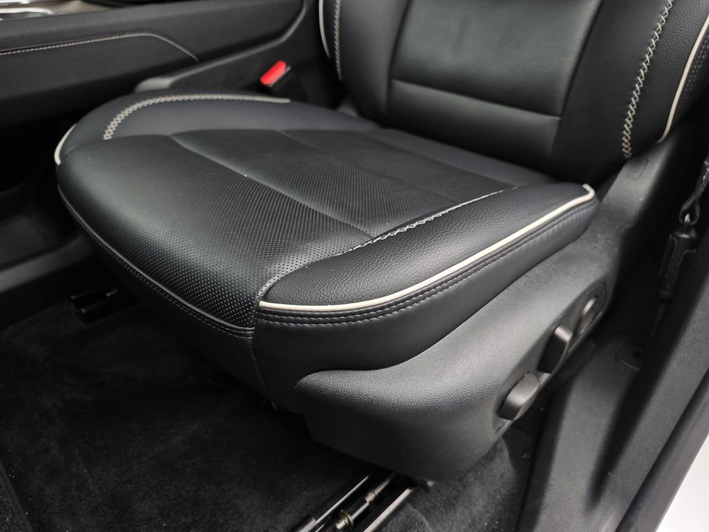 Used 2024 GMC Acadia Denali w/ Super Cruise Package image 22