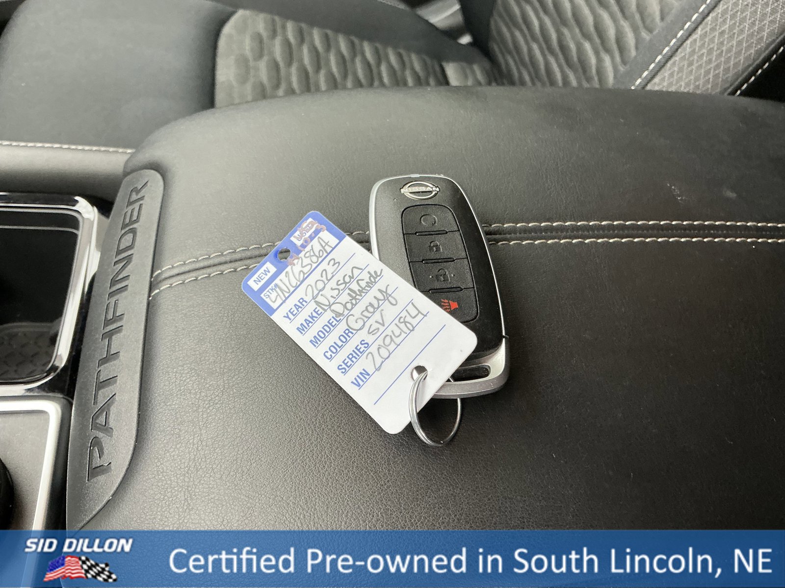 Used 2023 Nissan Pathfinder SV image 8