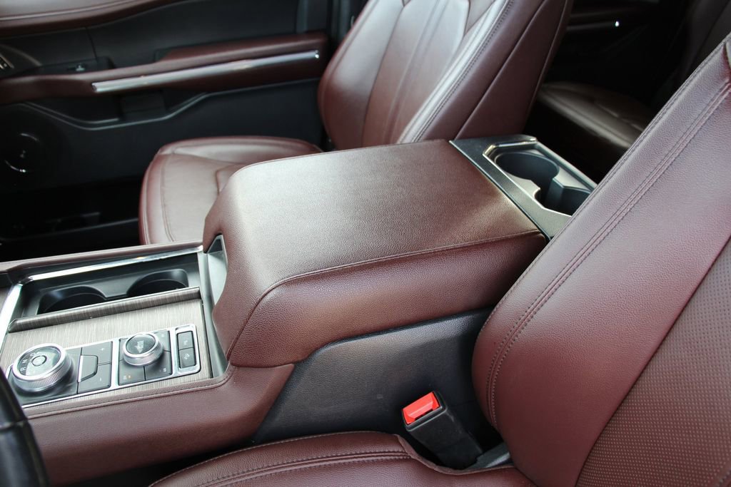 Used 2024 Ford Expedition Max Limited image 21
