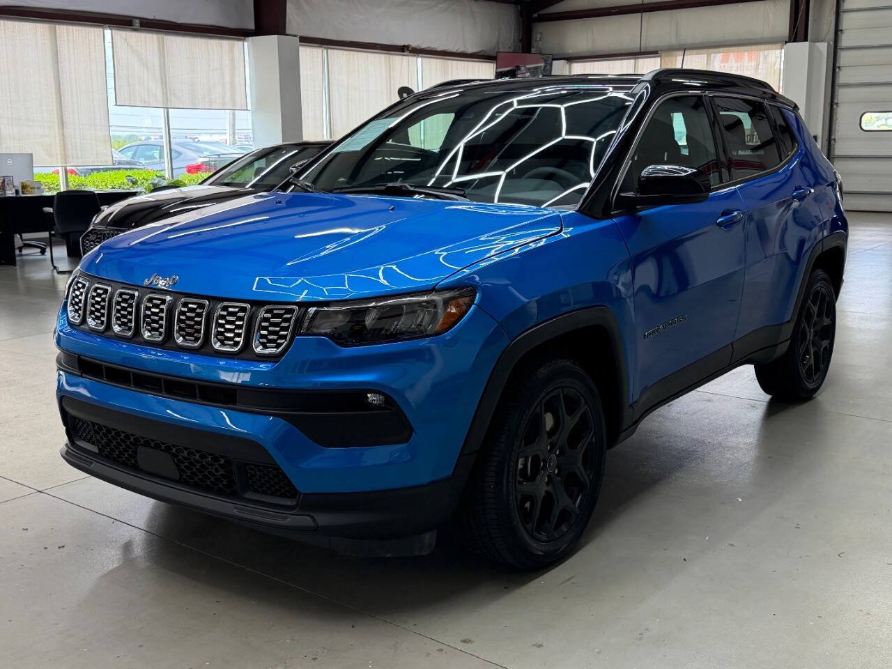 Used 2026 Jeep Compass Limited AWD/4WD image 5