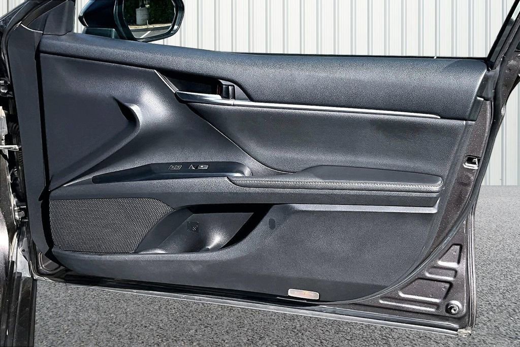 Used 2019 Toyota Camry XSE w/ Driver Assist Package FWD image 19