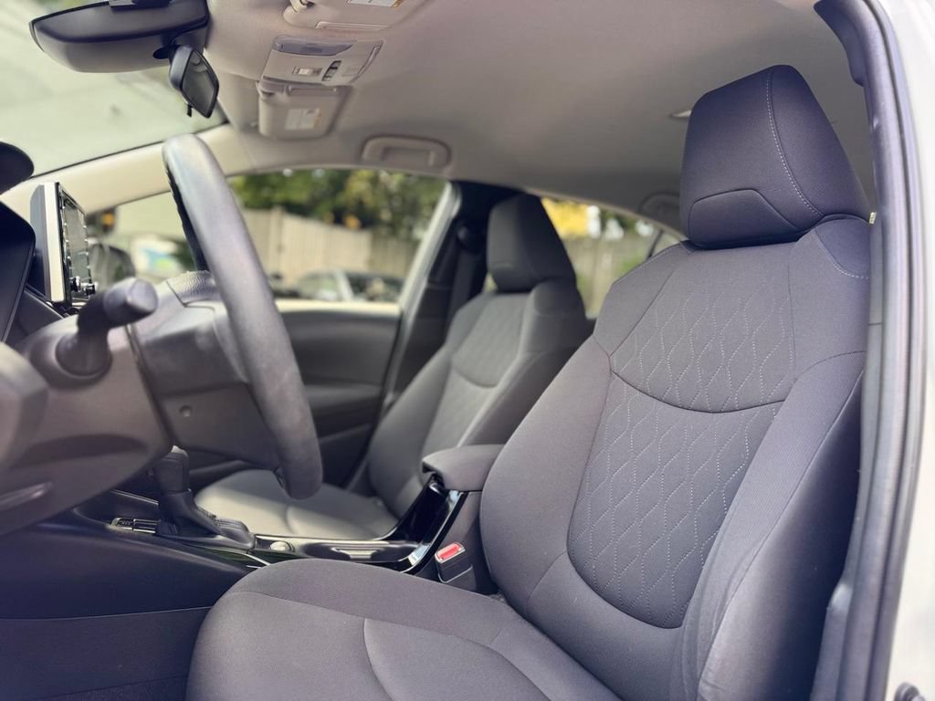 Used 2021 Toyota Corolla LE w/ Carpet Mat Package (TMS) FWD image 16