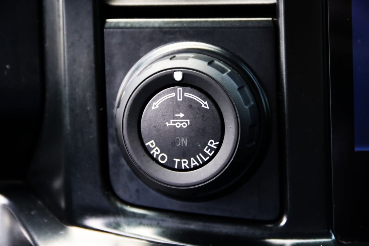 Used 2023 Ford F450 Lariat w/ Lariat Ultimate Package AWD/4WD image 40