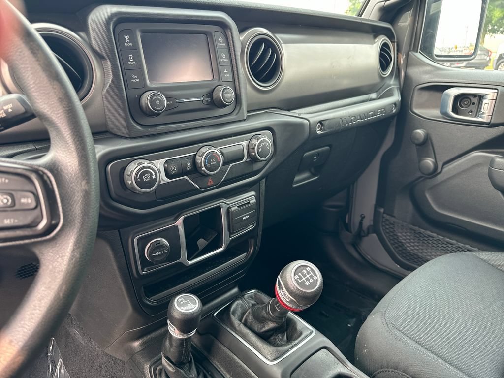 Used 2021 Jeep Wrangler Unlimited Sport AWD/4WD image 7