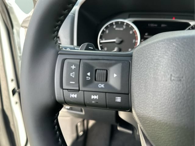 Certified 2025 Nissan Rogue SV AWD/4WD image 14