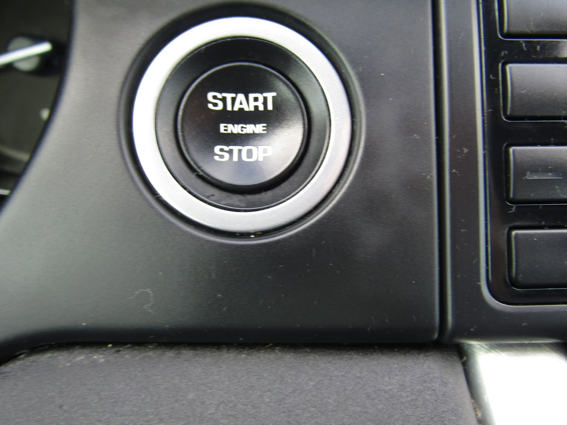 Used 2019 Land Rover Discovery Sport HSE image 37