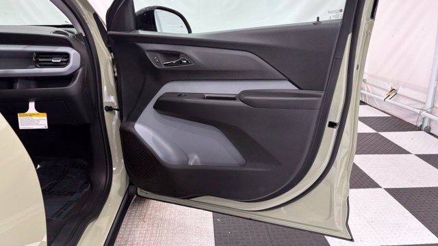 New 2027 Chevrolet Bolt LT w/ Comfort Package FWD image 20