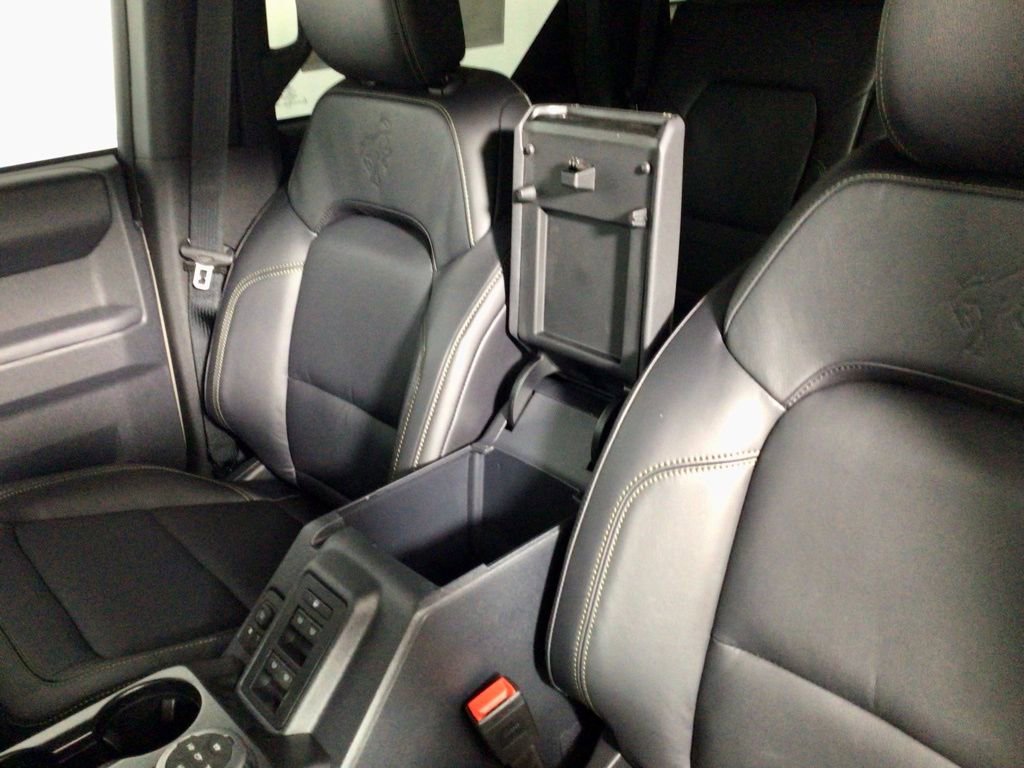 New 2025 Ford Bronco Badlands w/ Sasquatch Package image 27
