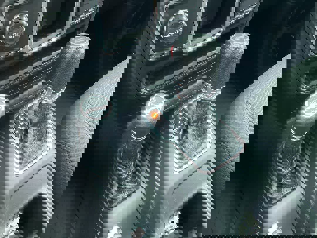 Used 2020 Jeep Wrangler Sport image 19