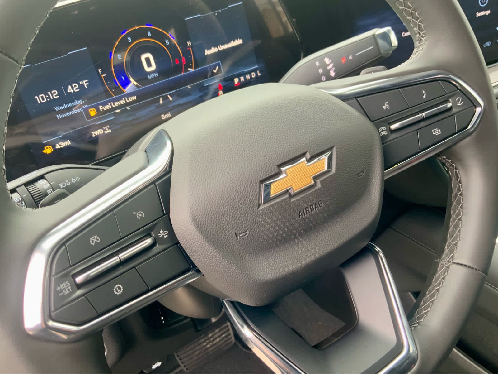 New 2026 Chevrolet Suburban LS image 40