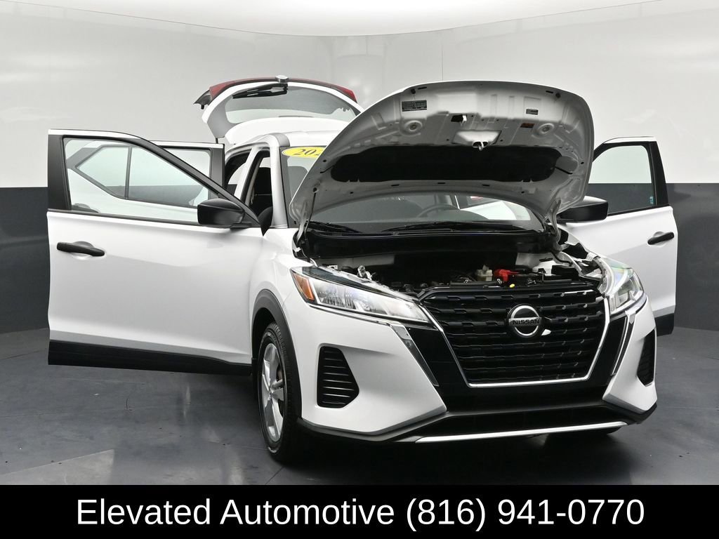 Used 2021 Nissan Kicks S FWD image 33