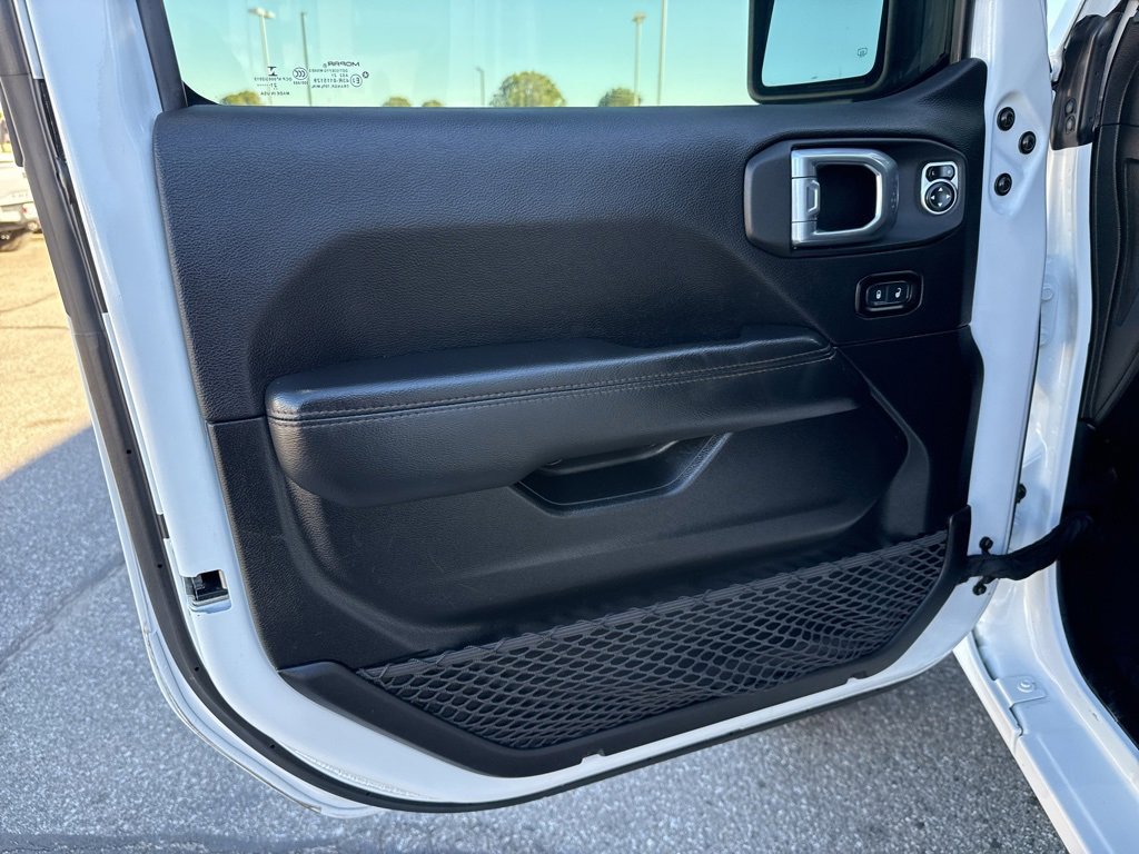 Used 2021 Jeep Wrangler Unlimited Rubicon w/ Trailer Tow Package image 33