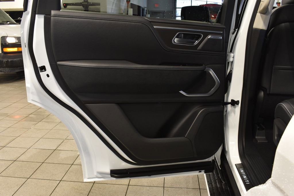 New 2026 INFINITI QX80 Luxe w/ Exterior Package image 28