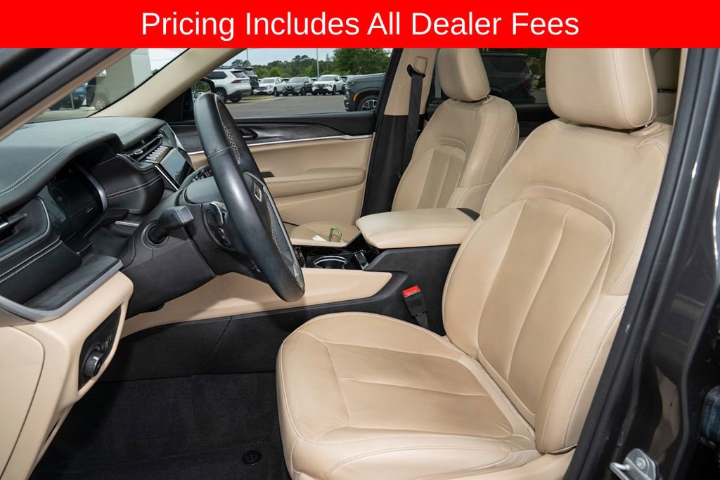 Used 2022 Jeep Grand Cherokee L Limited AWD/4WD image 14