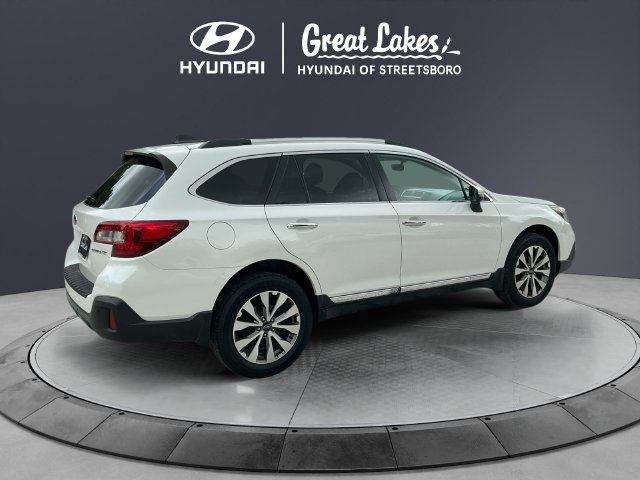 Used 2019 Subaru Outback 2.5i Touring AWD/4WD image 5