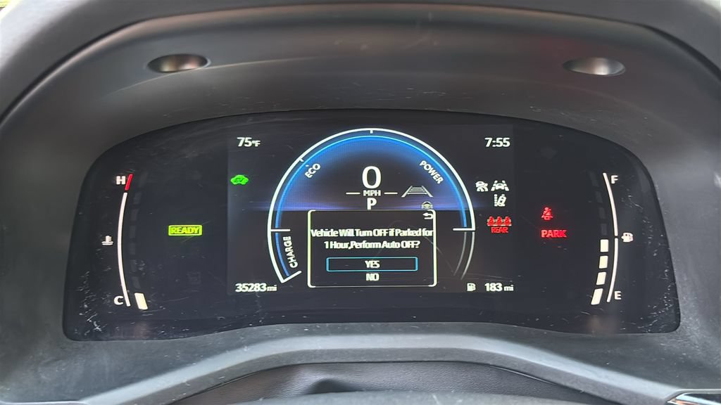 Used 2025 Toyota Camry SE FWD image 15