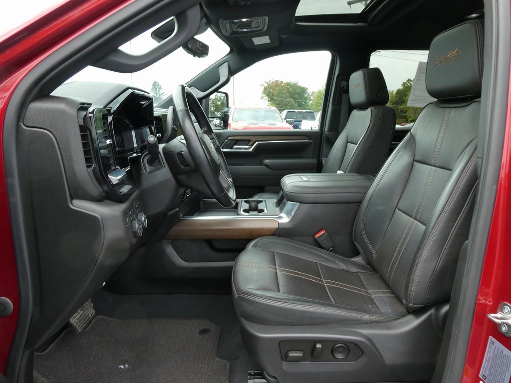 Certified 2024 Chevrolet Silverado 2500 High Country w/ Technology Package image 22