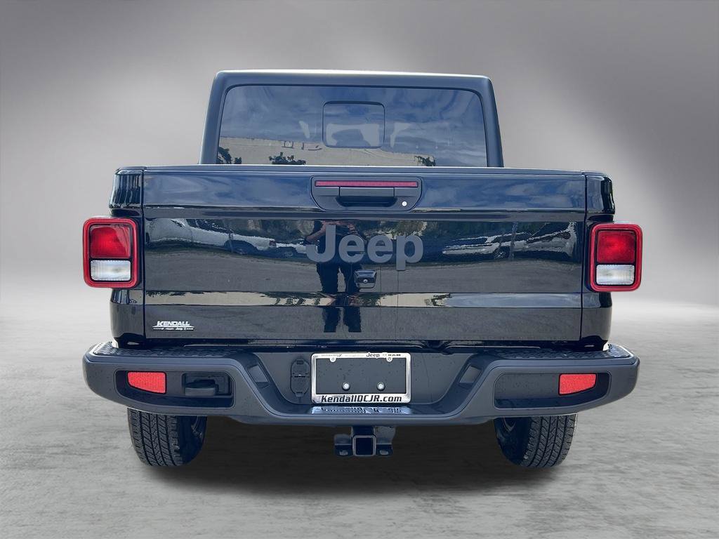 Certified 2025 Jeep Gladiator Sport AWD/4WD image 6