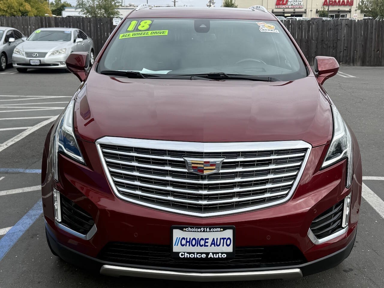 Used 2018 Cadillac XT5 Platinum w/ Driver Assist Package AWD/4WD image 2