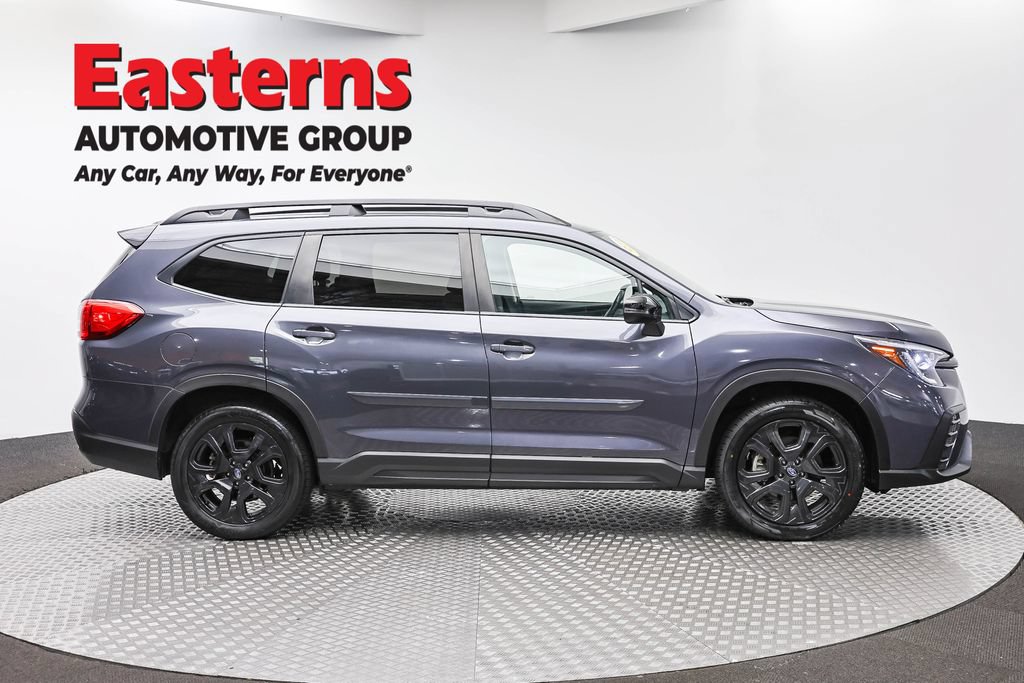 Used 2023 Subaru Ascent Onyx Edition AWD/4WD image 4
