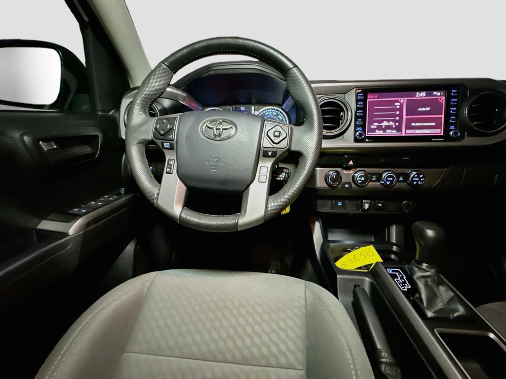 Used 2020 Toyota Tacoma SR5 AWD/4WD image 26