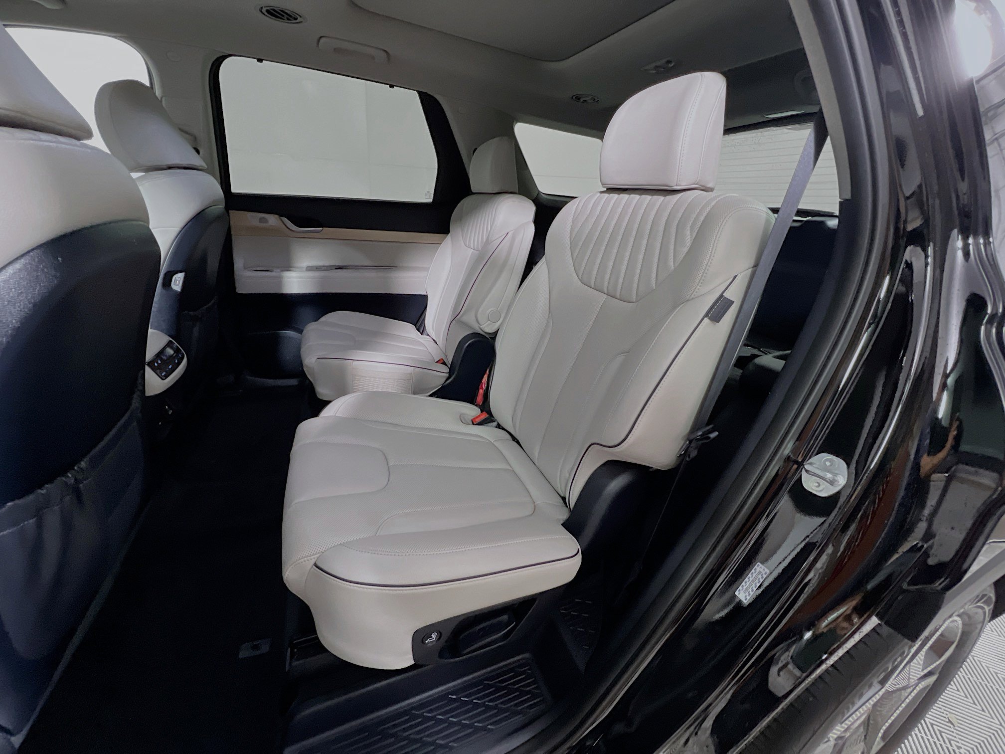 Used 2024 Hyundai Palisade Limited image 29