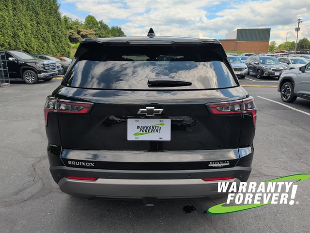 New 2026 Chevrolet Equinox LT w/ Convenience Package II FWD image 6