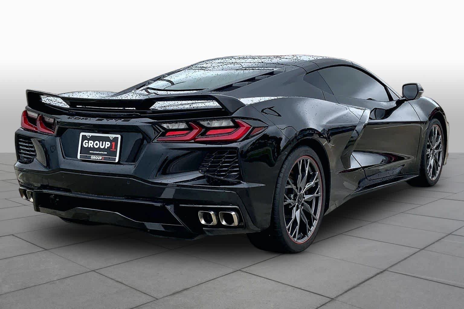 Used 2023 Chevrolet Corvette Stingray Coupe w/ Z51 Performance Package RWD image 12