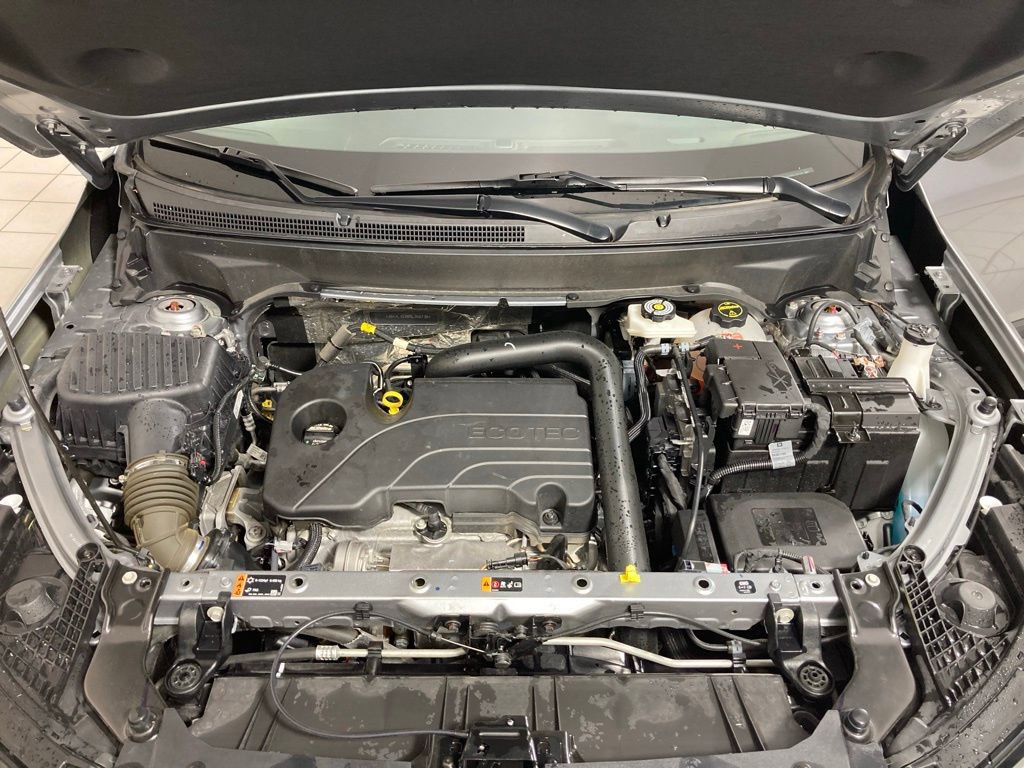 Used 2024 GMC Terrain SLT image 27