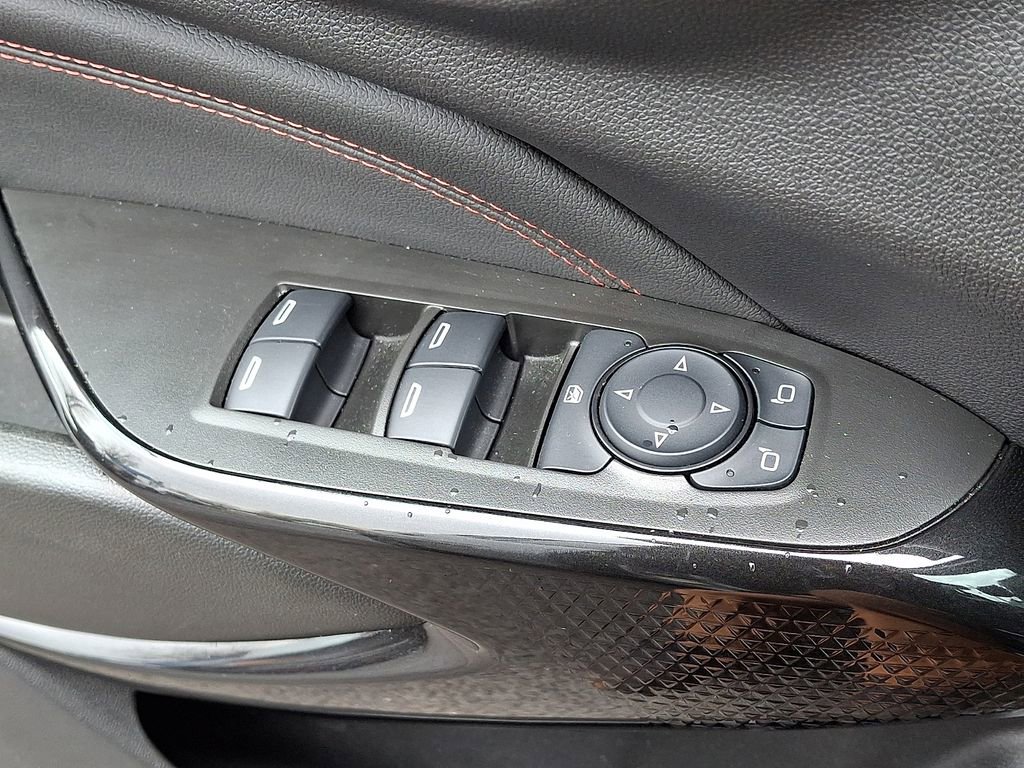 Used 2024 Chevrolet Trax RS w/ Driver Confidence Package image 26