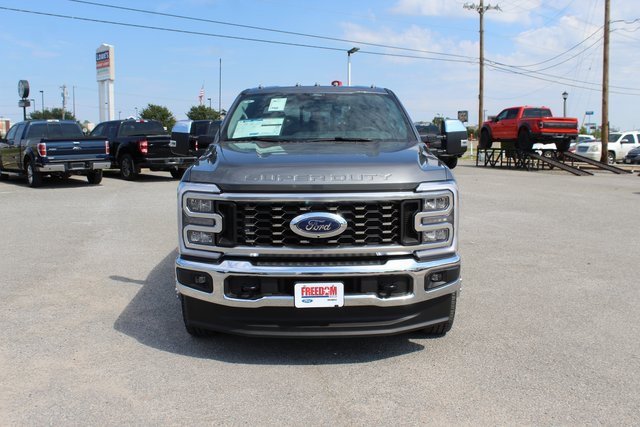 New 2026 Ford F350 Lariat image 2