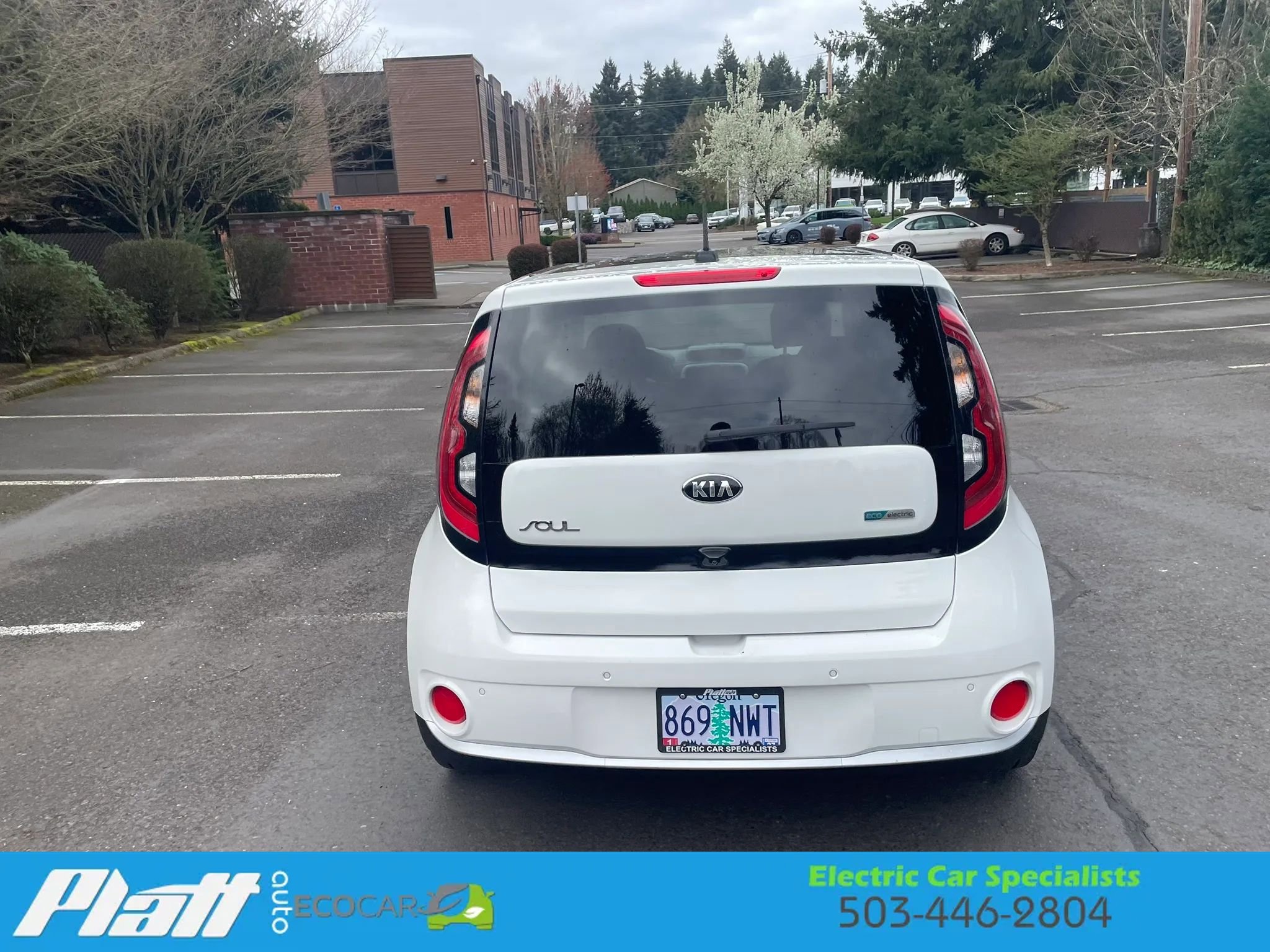 Used 2017 Kia Soul EV + w/ Sun & Fun Package image 8