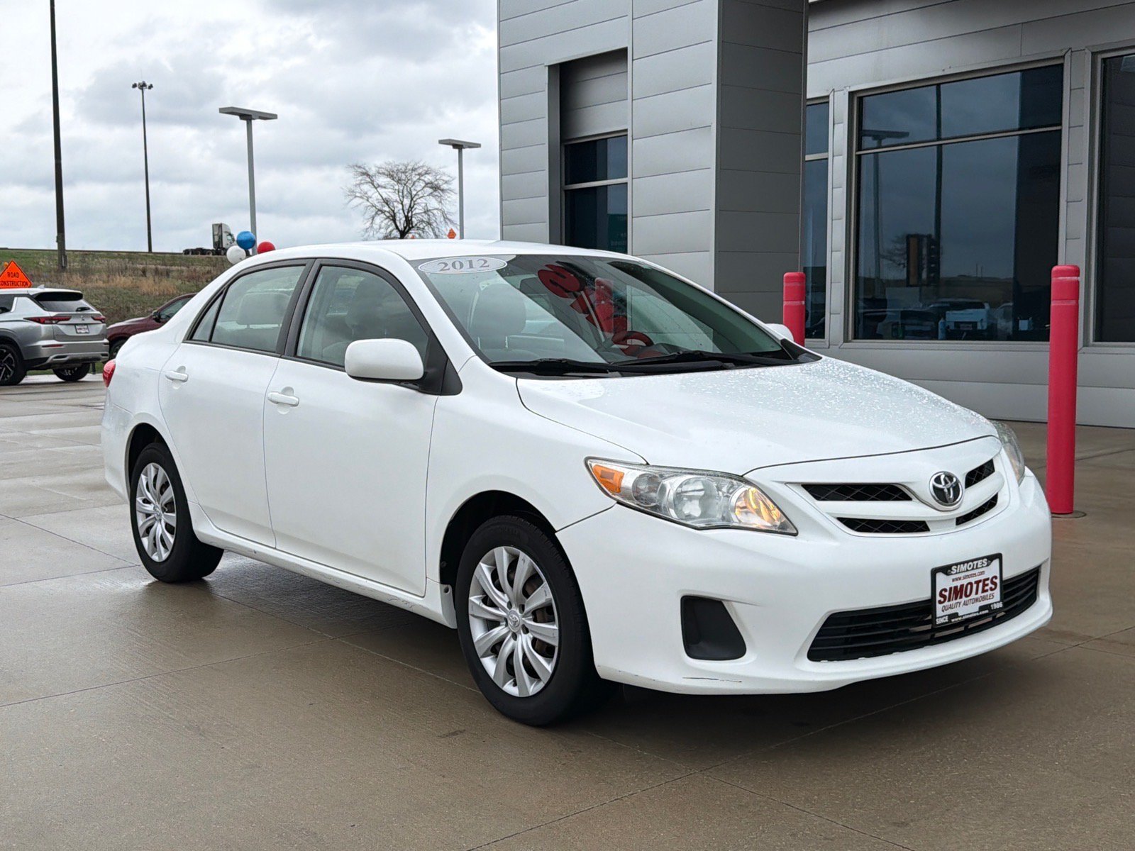 Used 2012 Toyota Corolla LE FWD image 2
