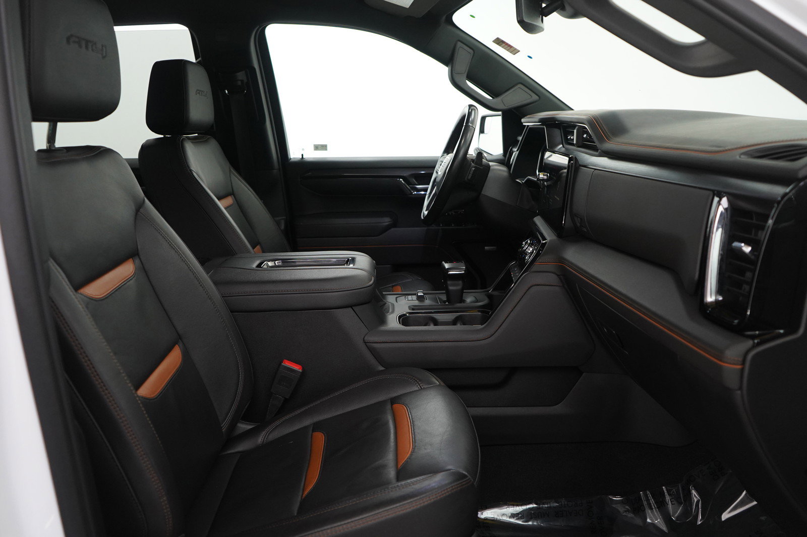 Used 2022 GMC Sierra 1500 AT4 w/ AT4 Preferred Package image 12