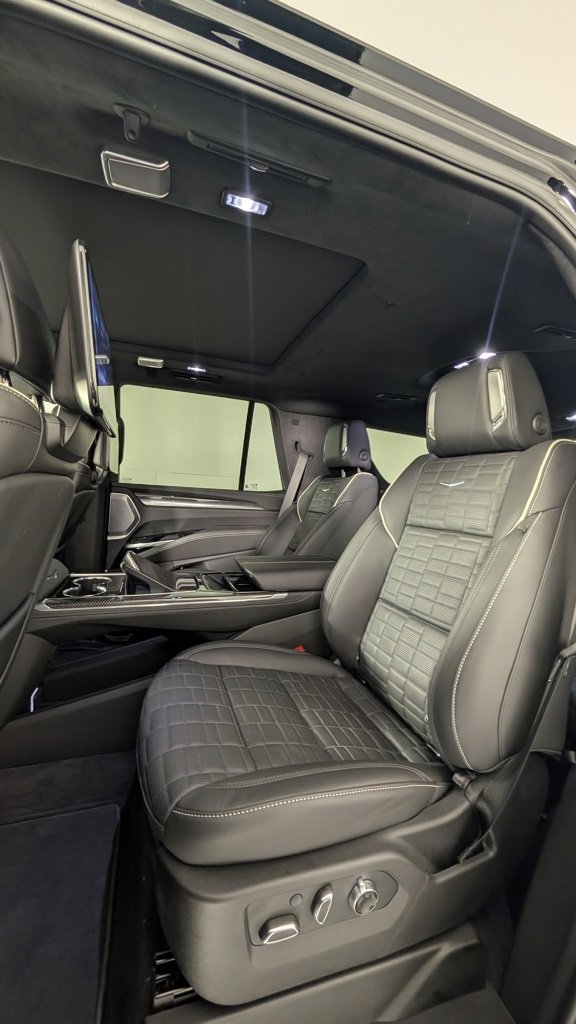 Certified 2025 Cadillac Escalade V image 7