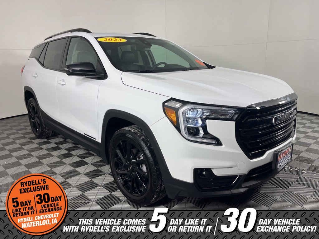 Certified 2023 GMC Terrain SLT w/ Infotainment Package II image 1