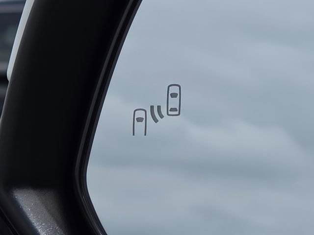Used 2019 Toyota Tacoma TRD Sport AWD/4WD image 12