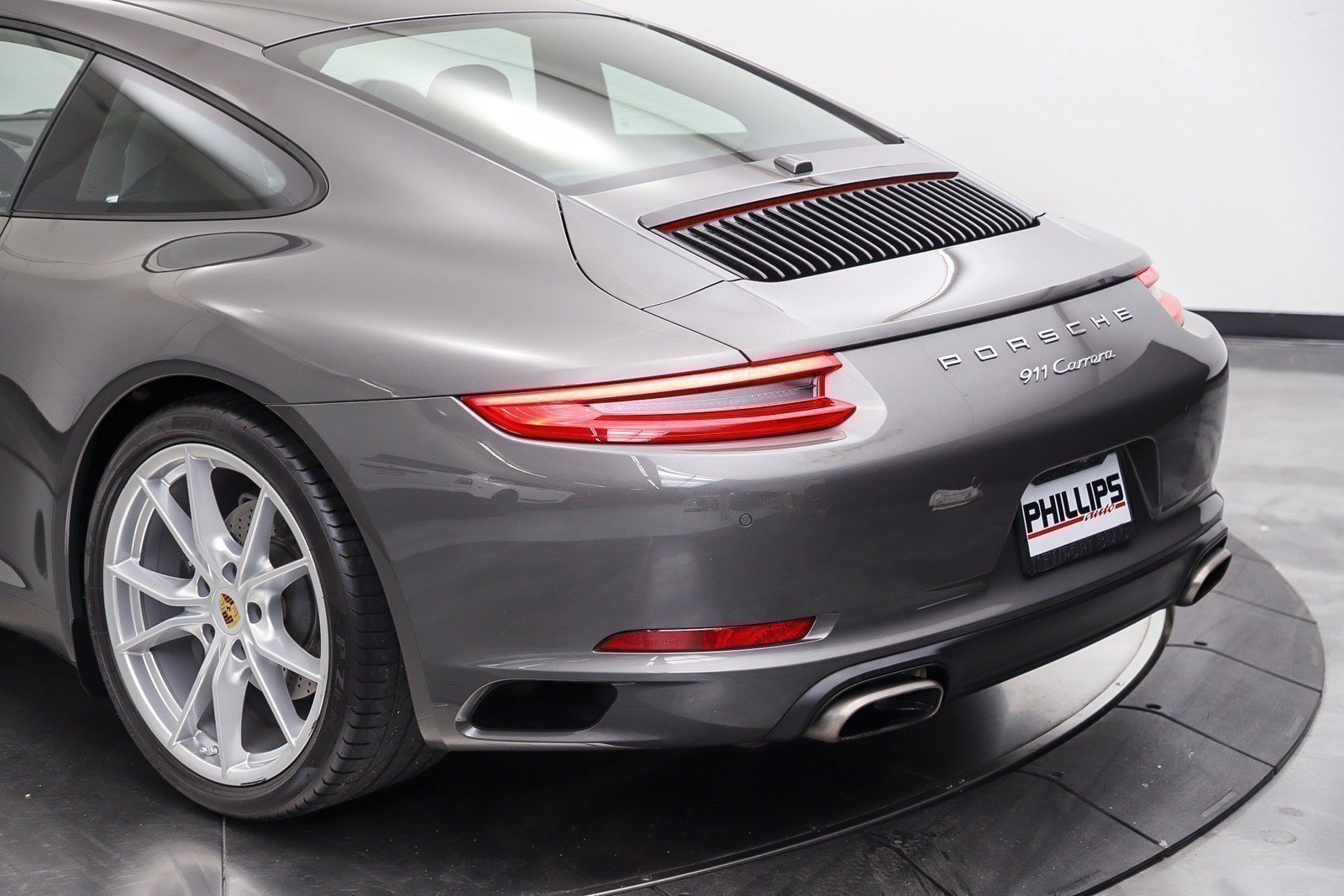 Used 2019 Porsche 911 Carrera image 13