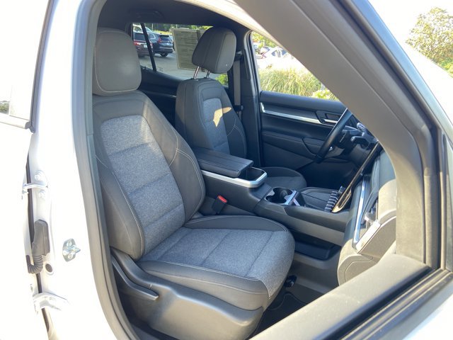 Used 2025 GMC Terrain Elevation AWD/4WD image 19