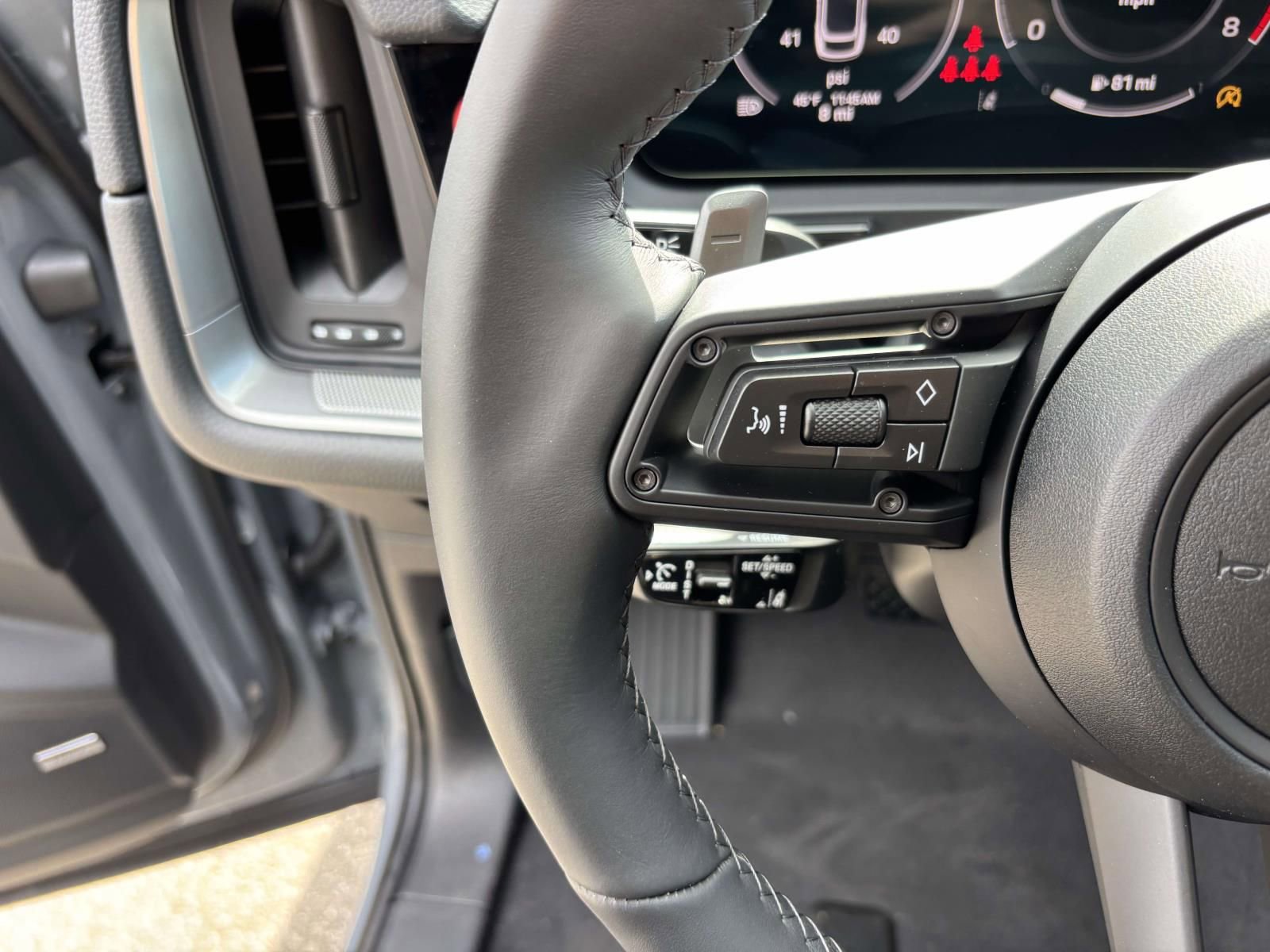 New 2026 Porsche Cayenne Coupe image 28