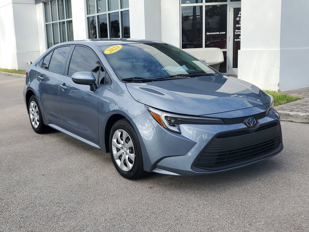 Used 2023 Toyota Corolla LE FWD image 8
