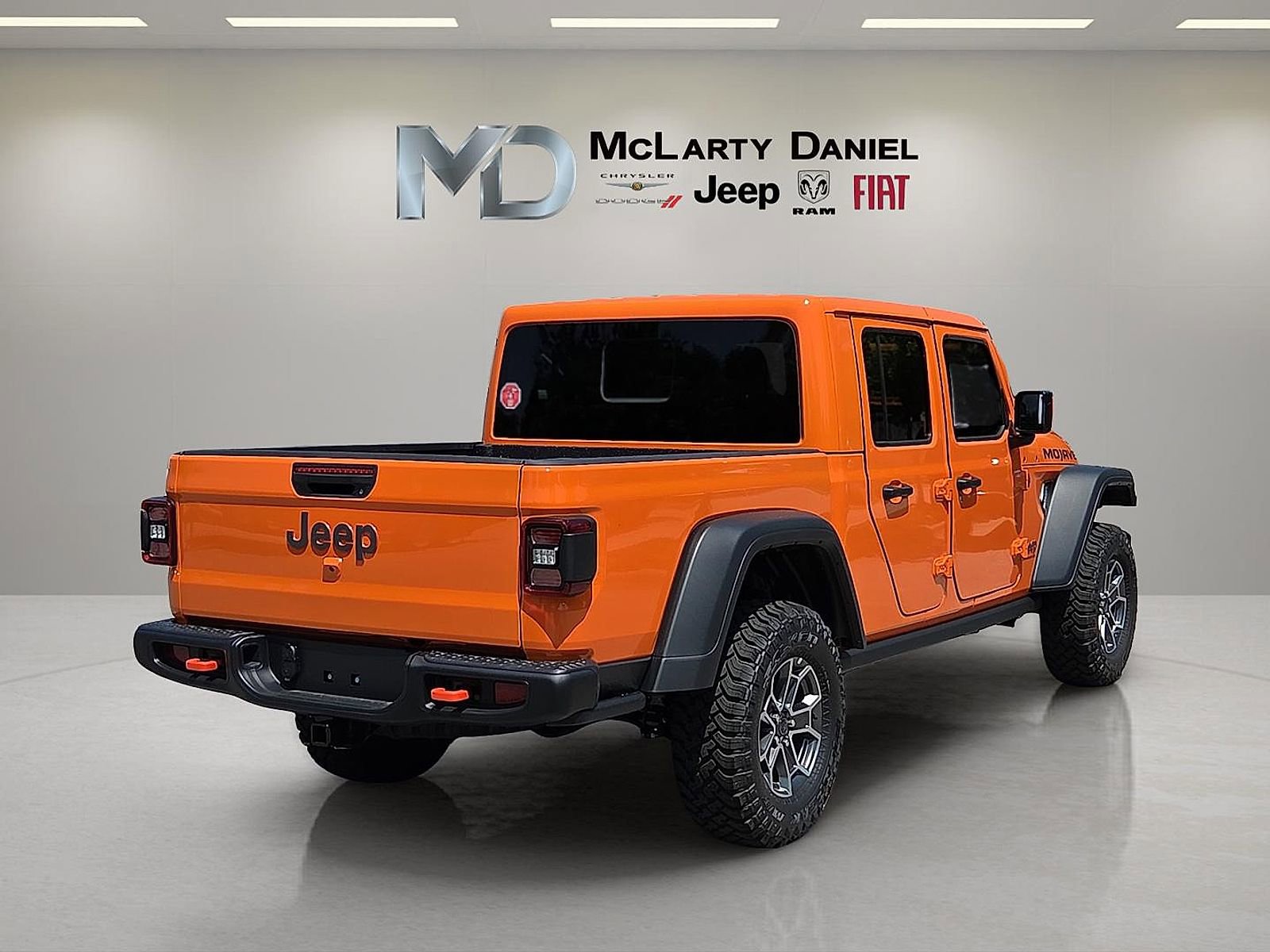 New 2025 Jeep Gladiator Mojave w/ Steel Bumper Group image 5