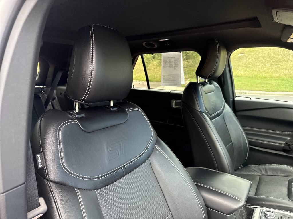Used 2022 Ford Explorer ST w/ Equipment Group 401A AWD/4WD image 34