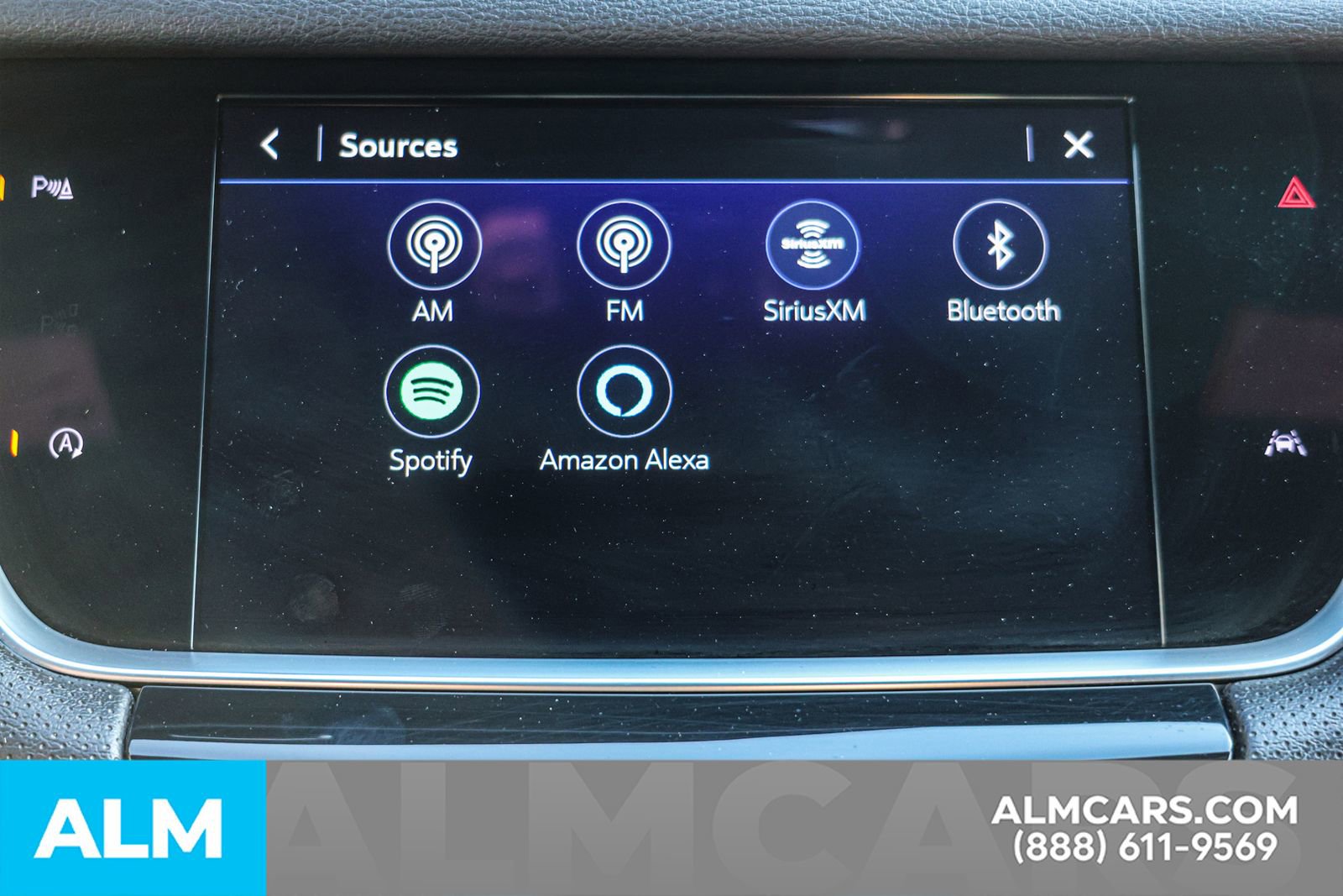 Used 2022 Cadillac XT6 Luxury image 32