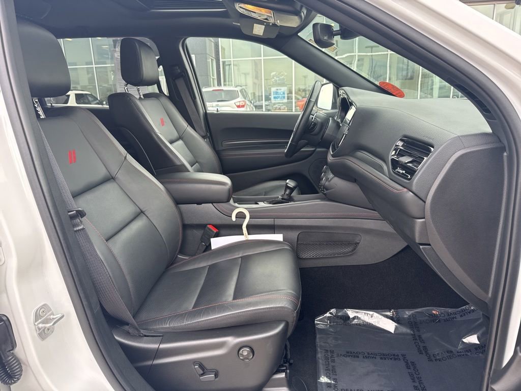 Certified 2025 Dodge Durango GT image 30
