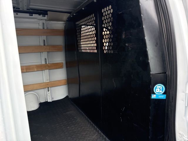 Used 2023 Chevrolet Express 2500 w/ Driver Convenience Package image 28