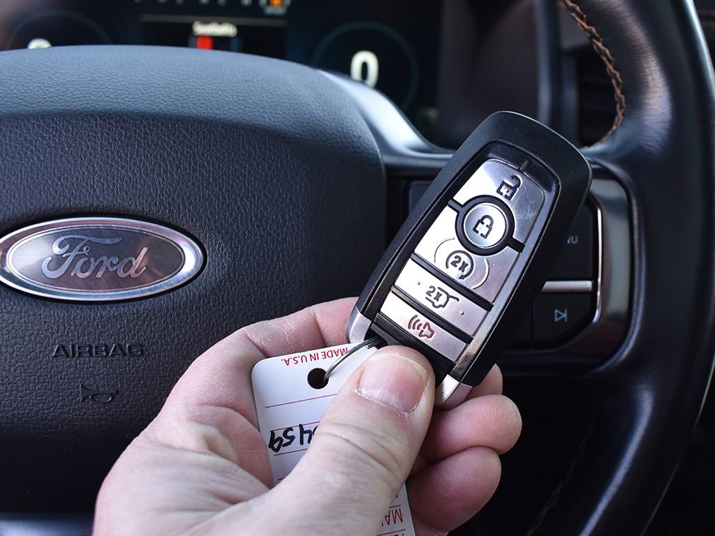 Used 2022 Ford Expedition Max Platinum AWD/4WD image 13